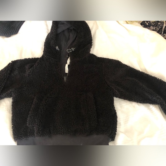Lululemon Scuba Sherpa Half Zip🖤⭐️ - Picture 2 of 4